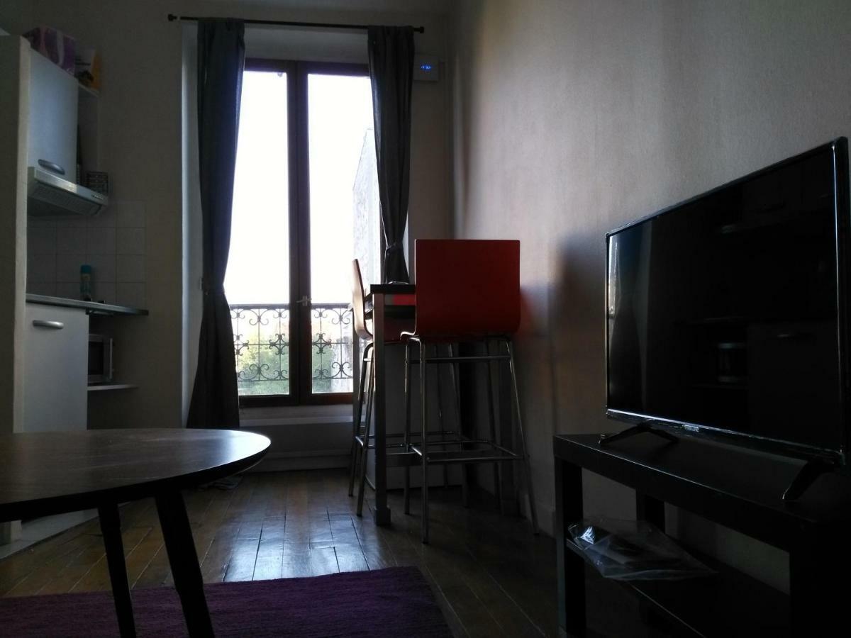 Charming Parisian Studio! Ivry-sur-Seine Exterior foto